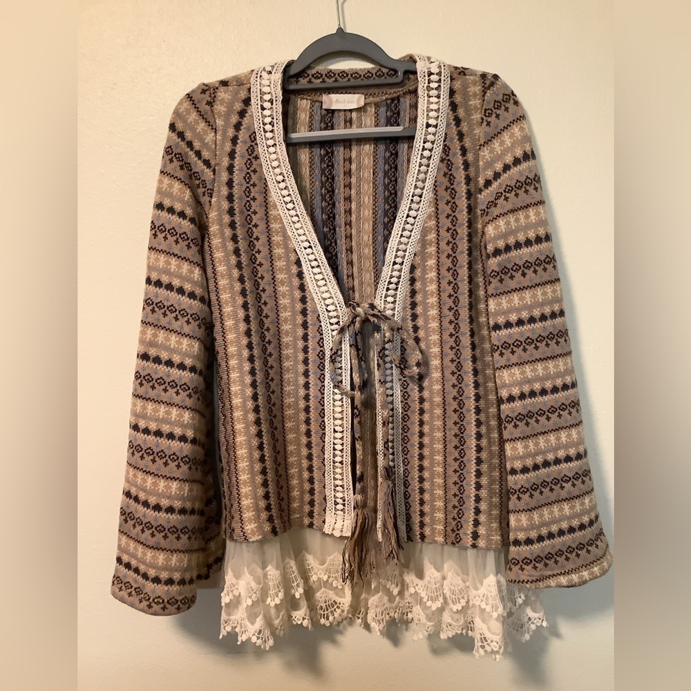 Altar’s State Women’s boho small-lace layered trim tassel tie front cardigan‎